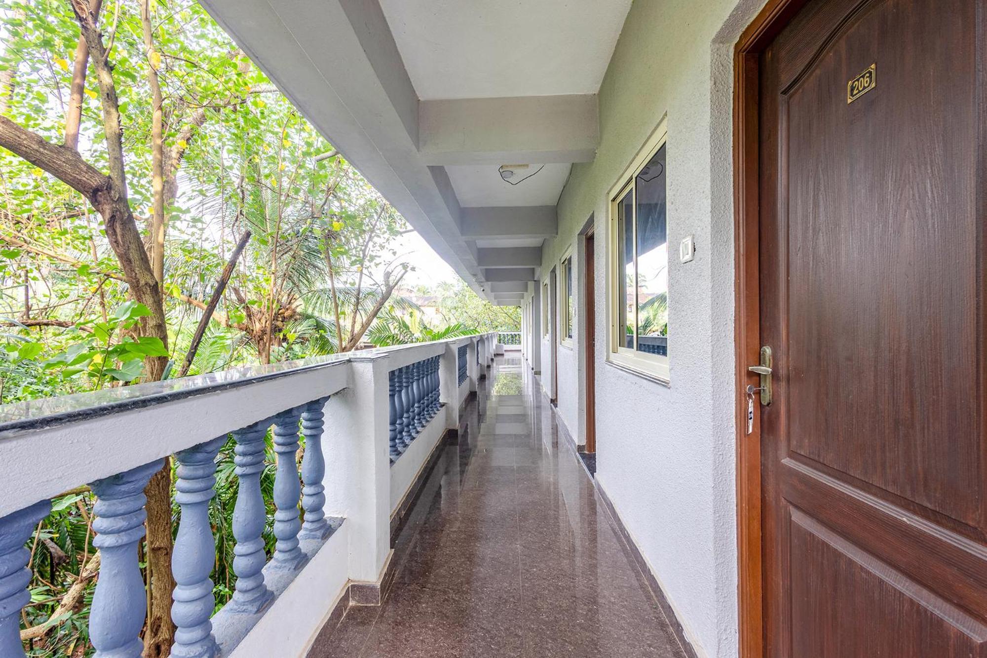 Fabhotel Raj Resort - Nr Calangute Beach Buitenkant foto
