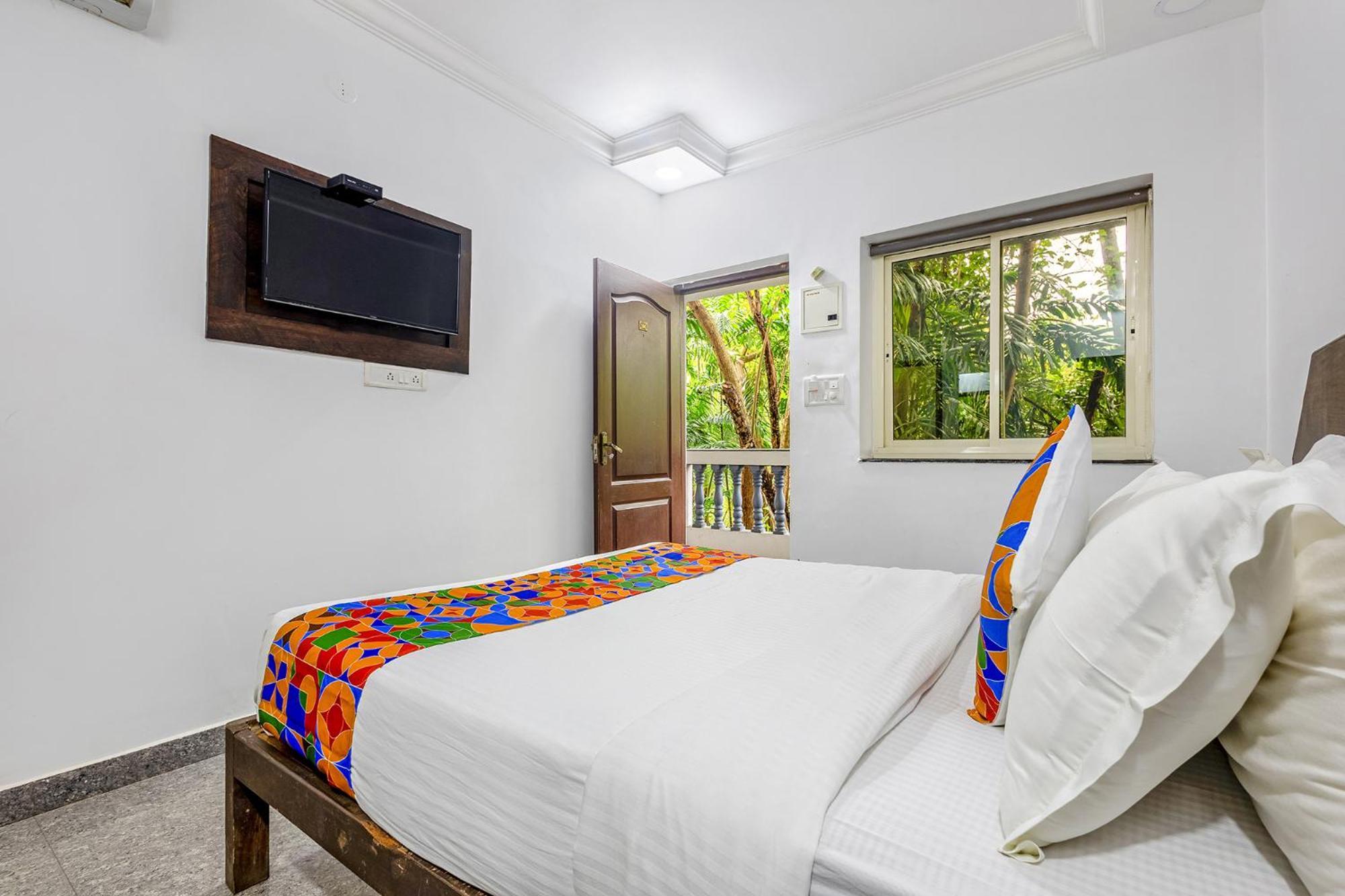 Fabhotel Raj Resort - Nr Calangute Beach Buitenkant foto
